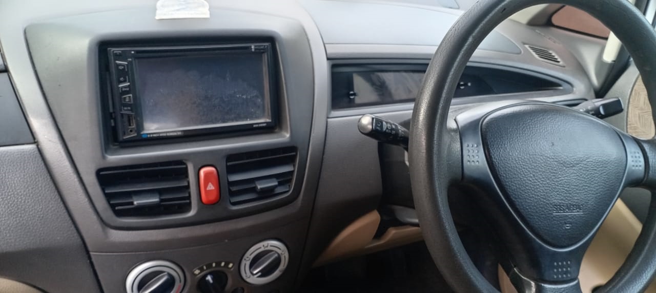 Suzuki Liana 2001 - பயன்படுத்தப்பட்டது கார் sale in Sri Lanka - patpat.lk