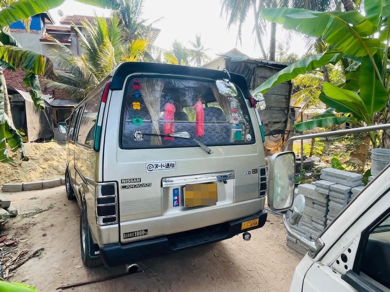 Nissan Caravan 1998 - Used Van sale in Sri Lanka - patpat.lk