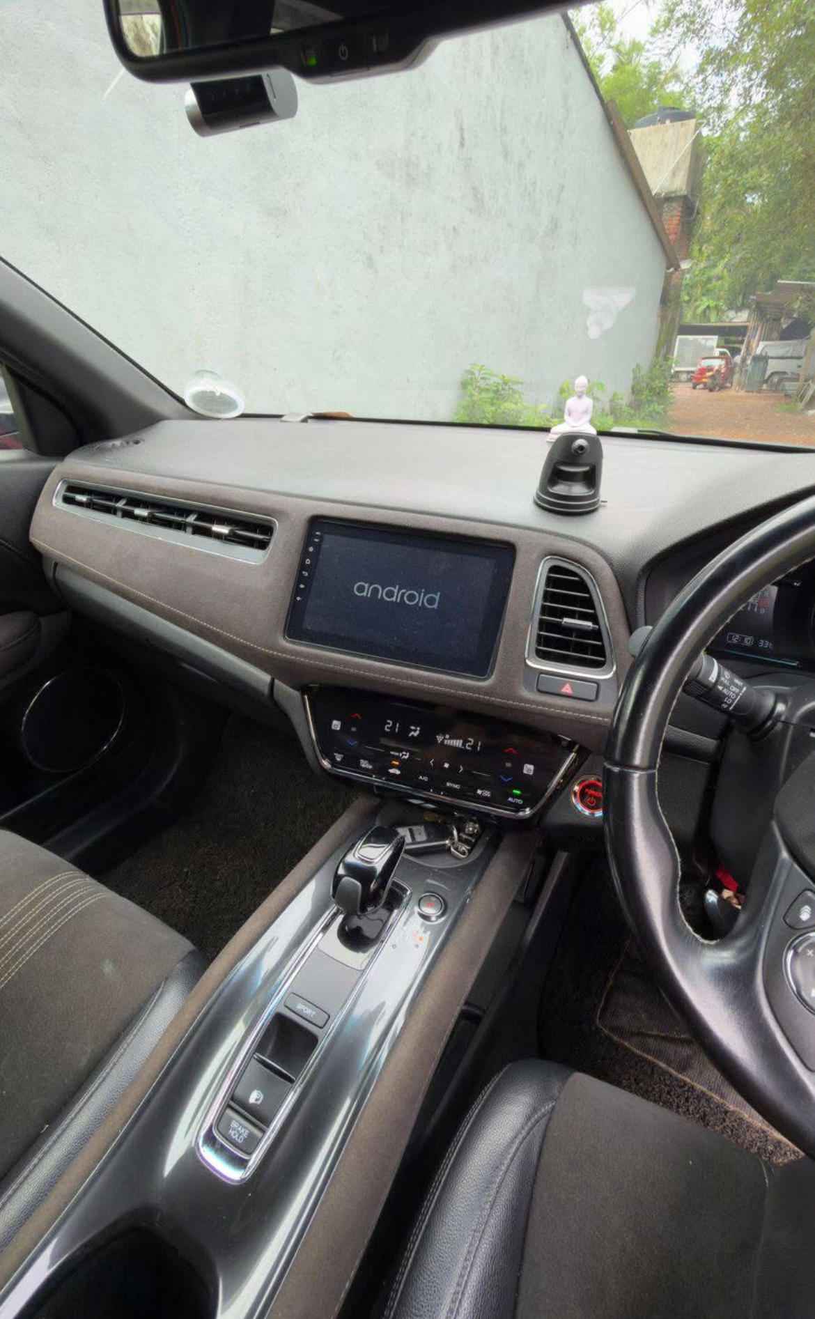 Honda Vezel 2018 - பயன்படுத்தப்பட்டது SUV sale in Sri Lanka - patpat.lk