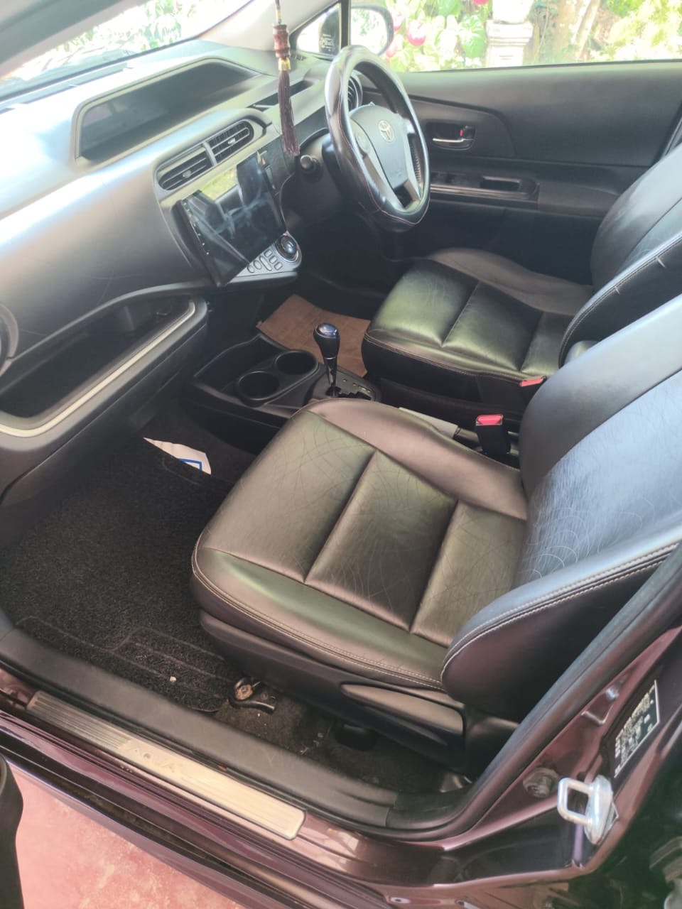 Toyota Aqua 2014 - Used Car sale in Sri Lanka - patpat.lk