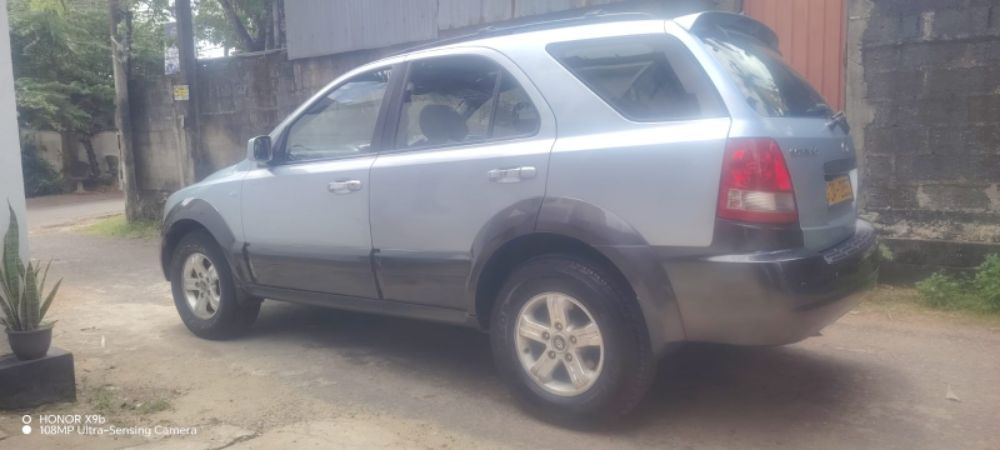 KIA Sorento 2004 - பயன்படுத்தப்பட்டது SUV sale in Sri Lanka - patpat.lk