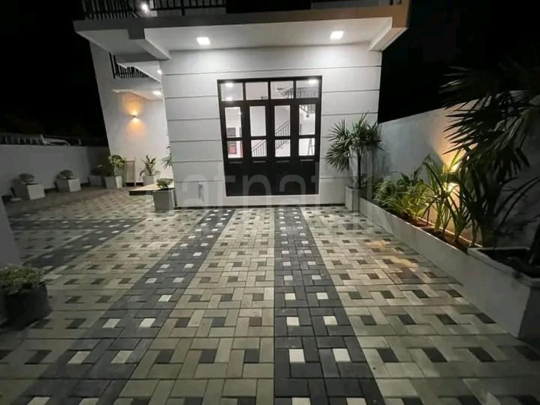 premium-listing-image