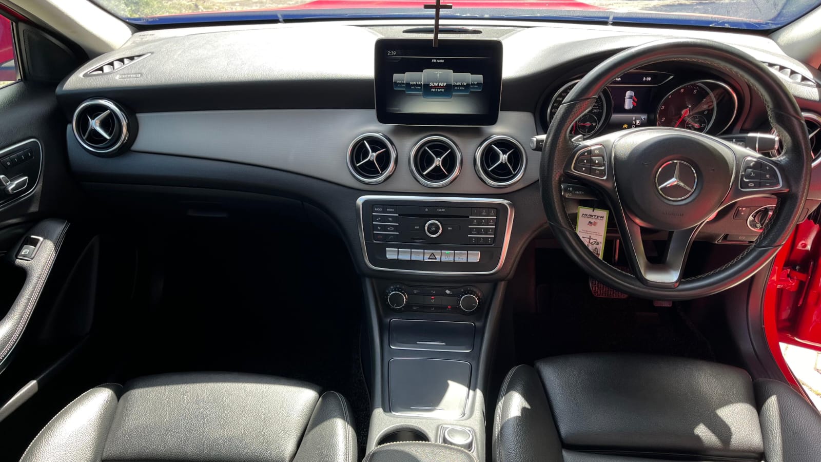 Mercedes Benz GLA Class 2018 - භාවිතා කරන ලද SUV රථය sale in Sri Lanka - patpat.lk