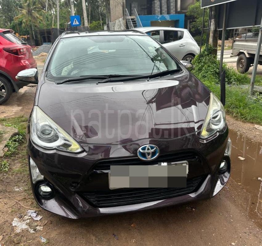 Toyota Aqua 2015 - භාවිතා කරන ලද කාර් sale in Sri Lanka - patpat.lk