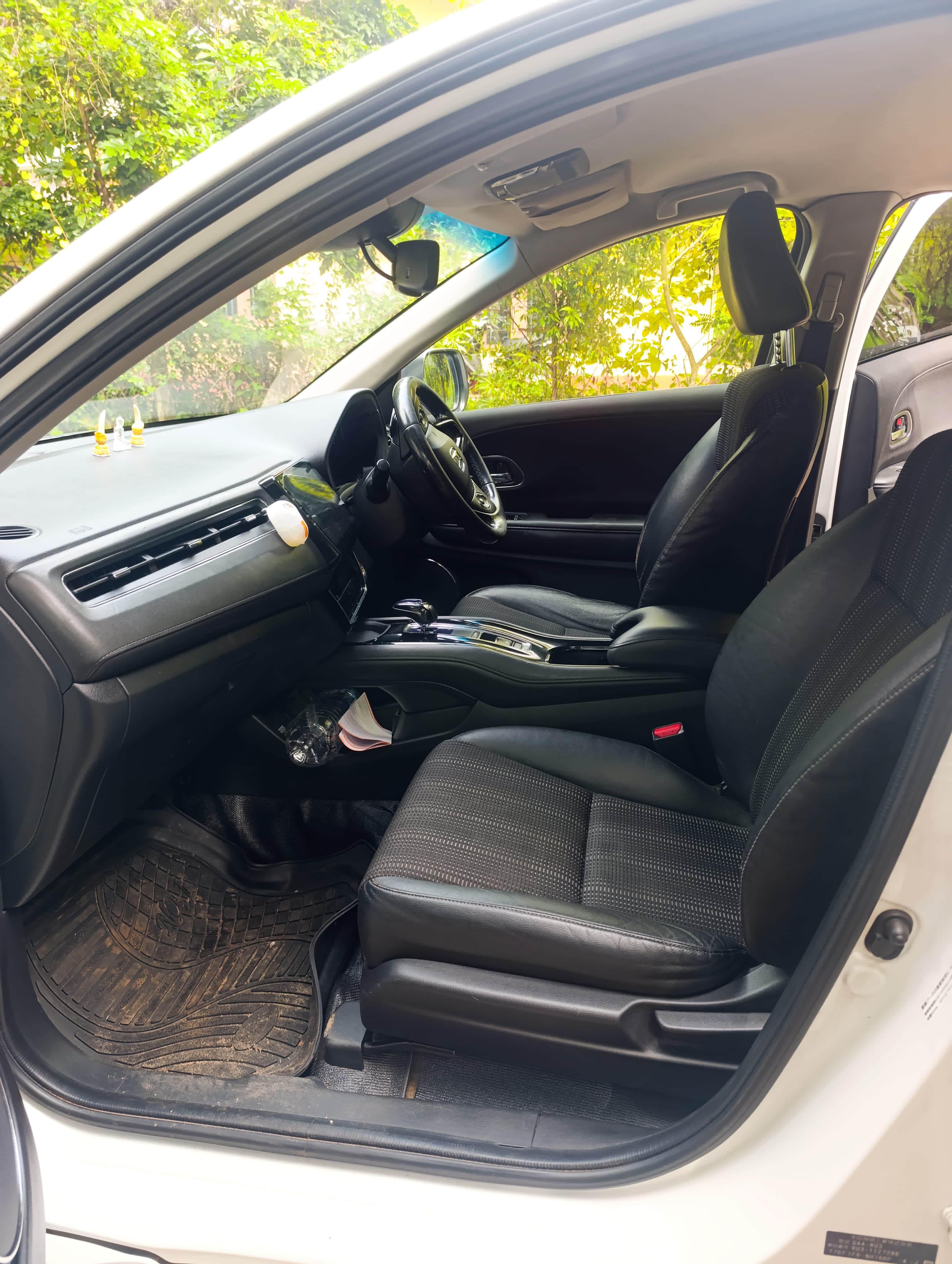 Honda Vezel 2016 - பயன்படுத்தப்பட்டது SUV sale in Sri Lanka - patpat.lk