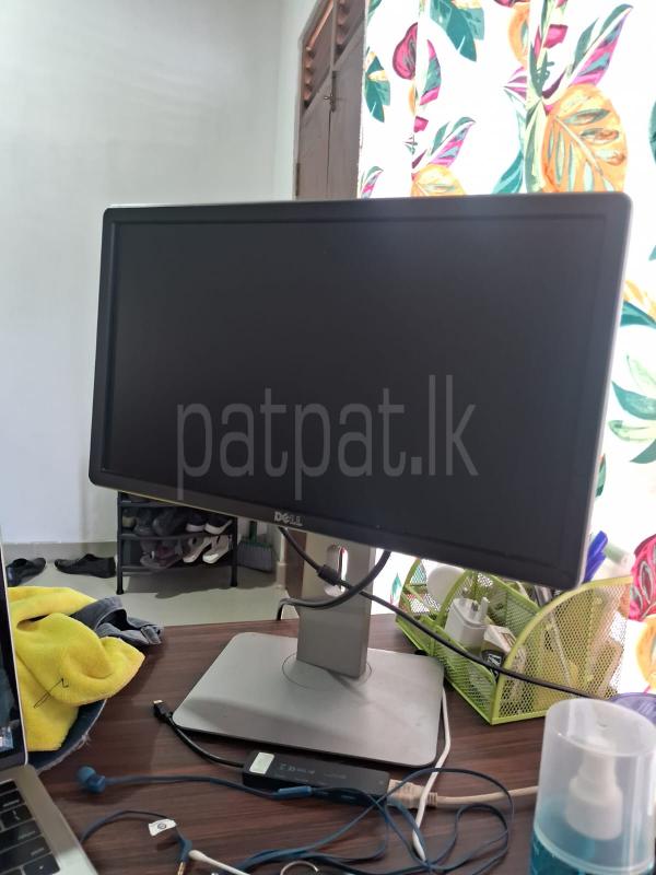 Dell 19-Inch Monitor – Fully Working | Power & VGA Cables Included (Used) ads-image-1