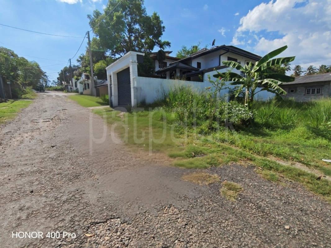Residential Land for Sale in Athurugiriya