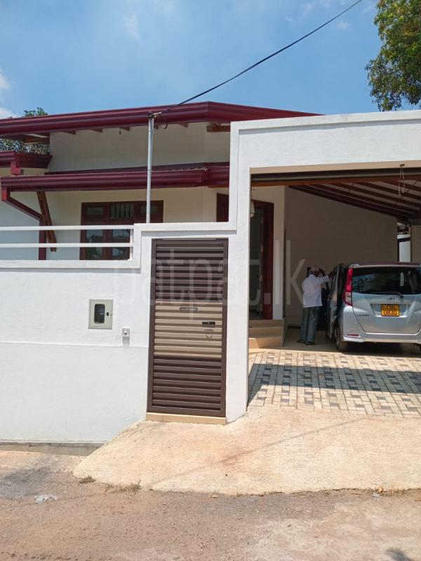 House for Sale in Piliyandala ads-image-1