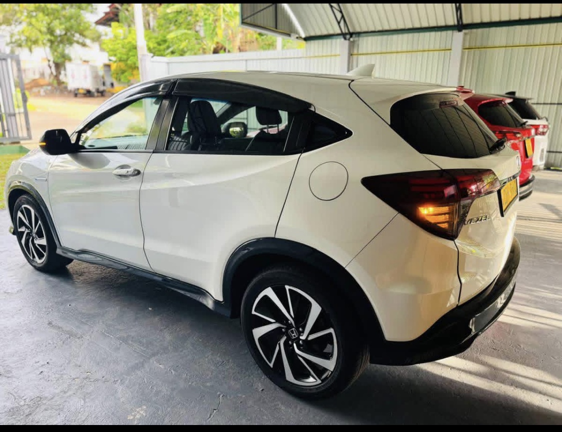 Honda Vezel 2019 - பயன்படுத்தப்பட்டது SUV sale in Sri Lanka - patpat.lk