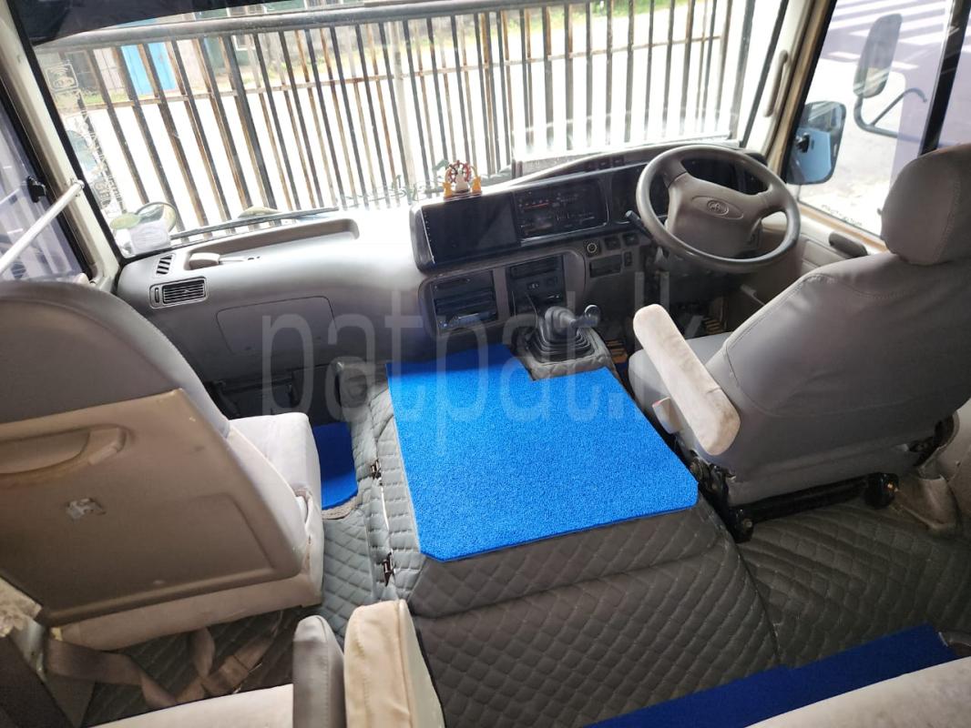 Toyota Coaster 2008 - பயன்படுத்தப்பட்டது பஸ் sale in Sri Lanka - patpat.lk