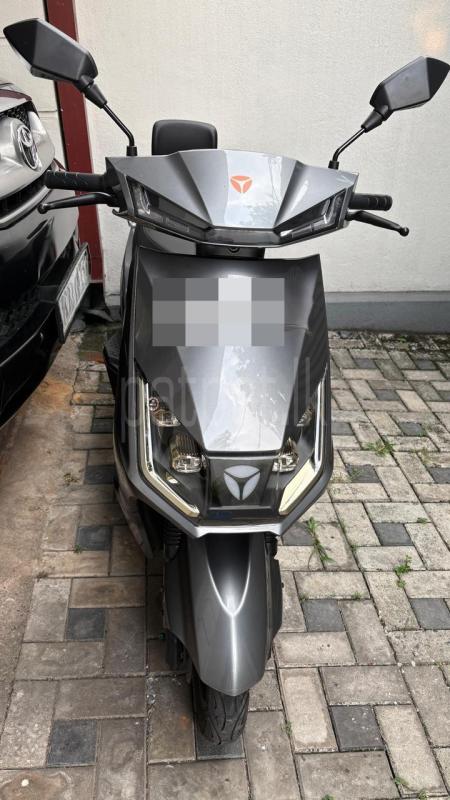 Yadea T5 2025 - Used Bike sale in Sri Lanka - patpat.lk