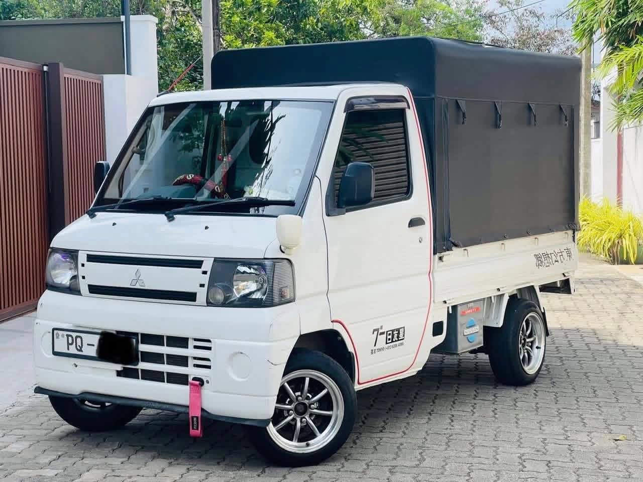 Mitsubishi Minicab 2006 - Used Truck sale in Sri Lanka - patpat.lk