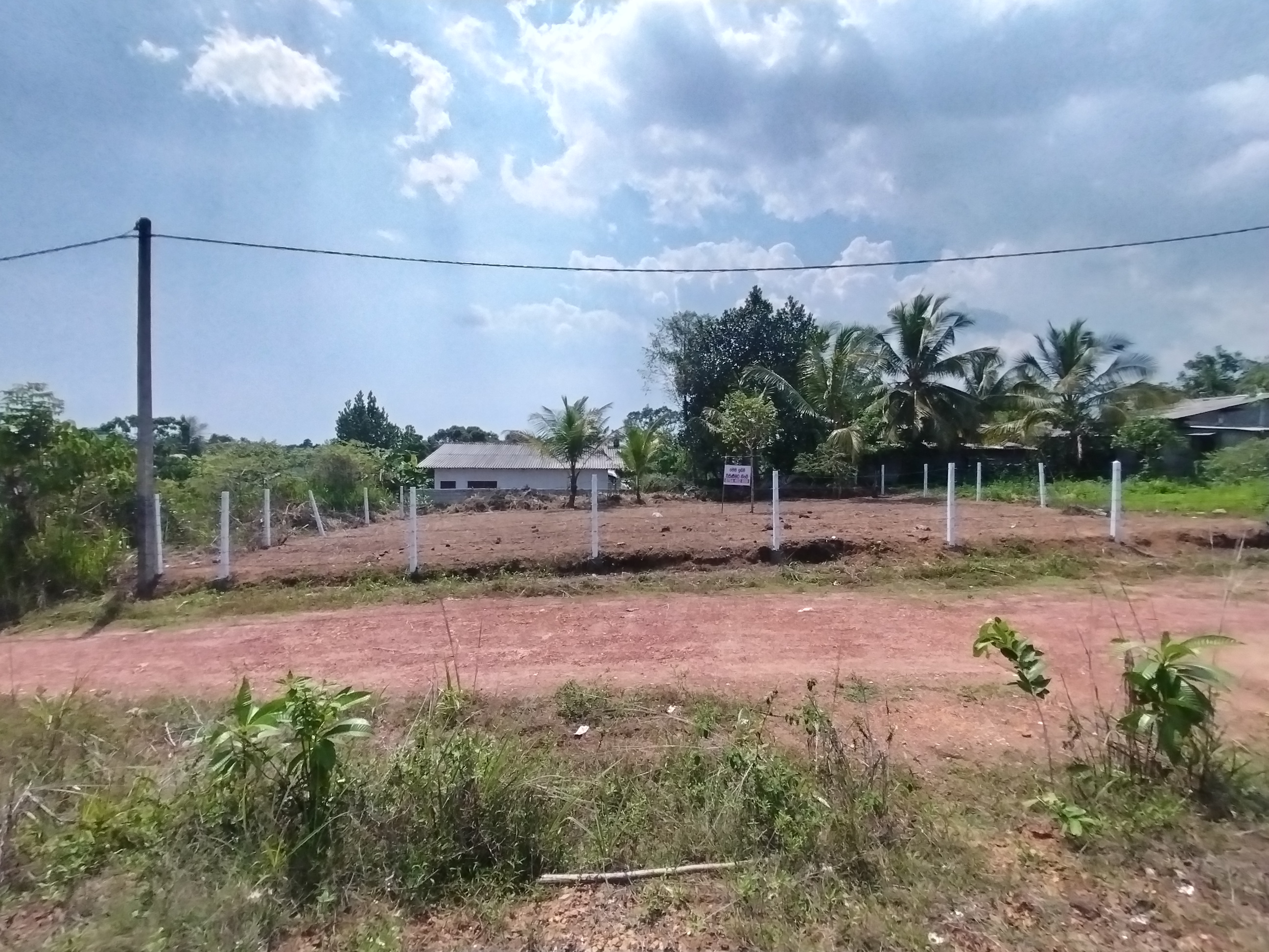 Residential Land for Sale in Gonapola Junction
