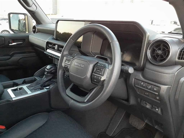 Toyota Land Cruiser 2024 - சான்றளிக்கப்பட்டது SUV sale in Sri Lanka - patpat.lk