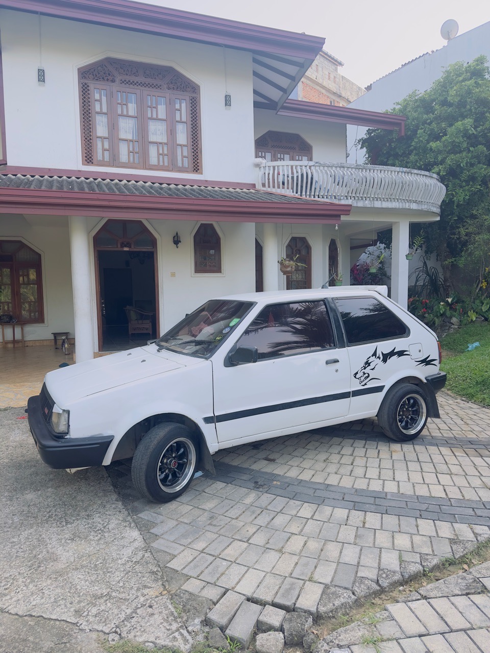 Nissan March 1988 - Used Car sale in Sri Lanka - patpat.lk