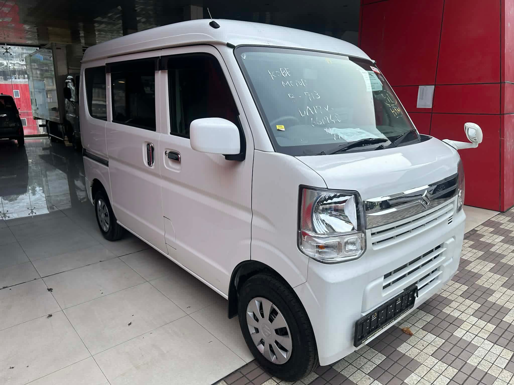 Suzuki Every 2025 - අලුත් වෑන් රථය sale in Sri Lanka - patpat.lk