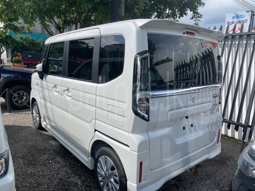 Advertisement image 4