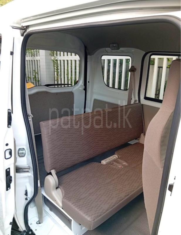 Advertisement image 4