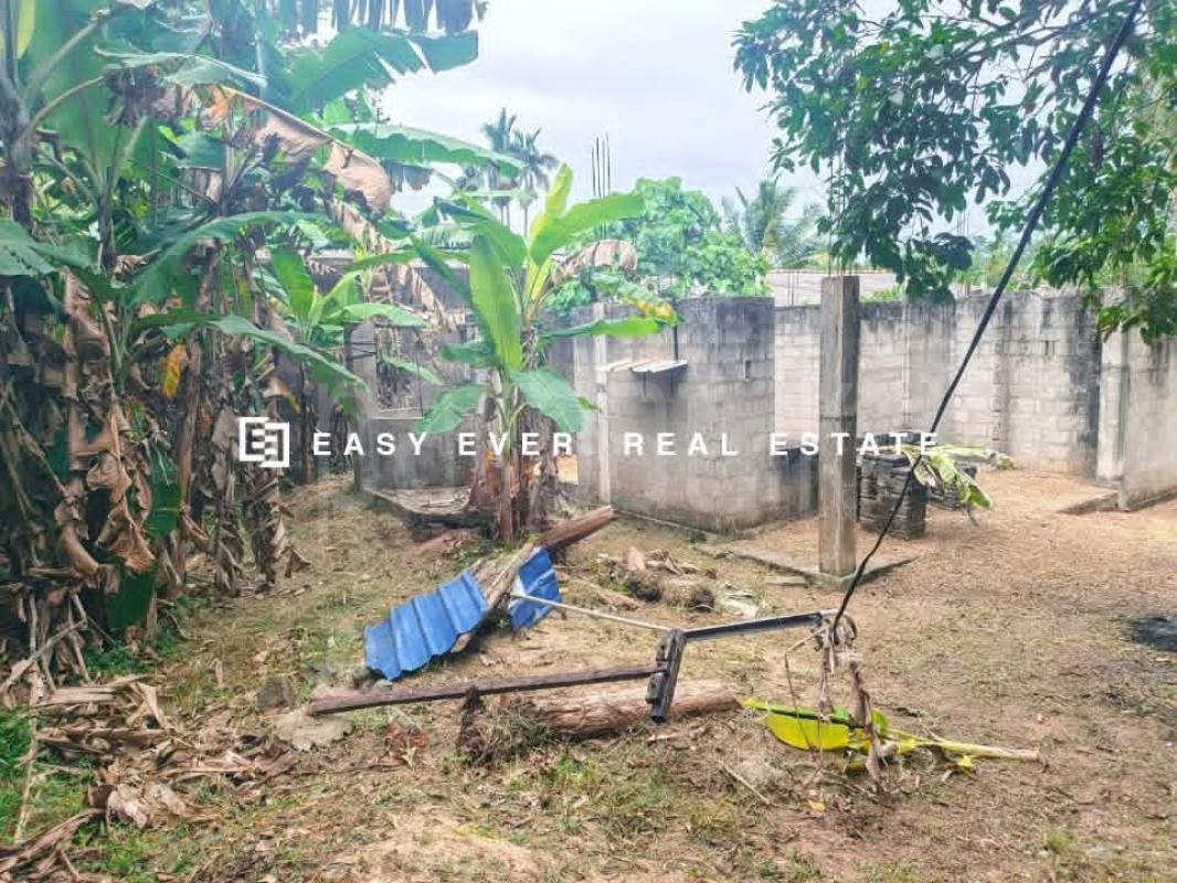 House for Sale in Weliveriya