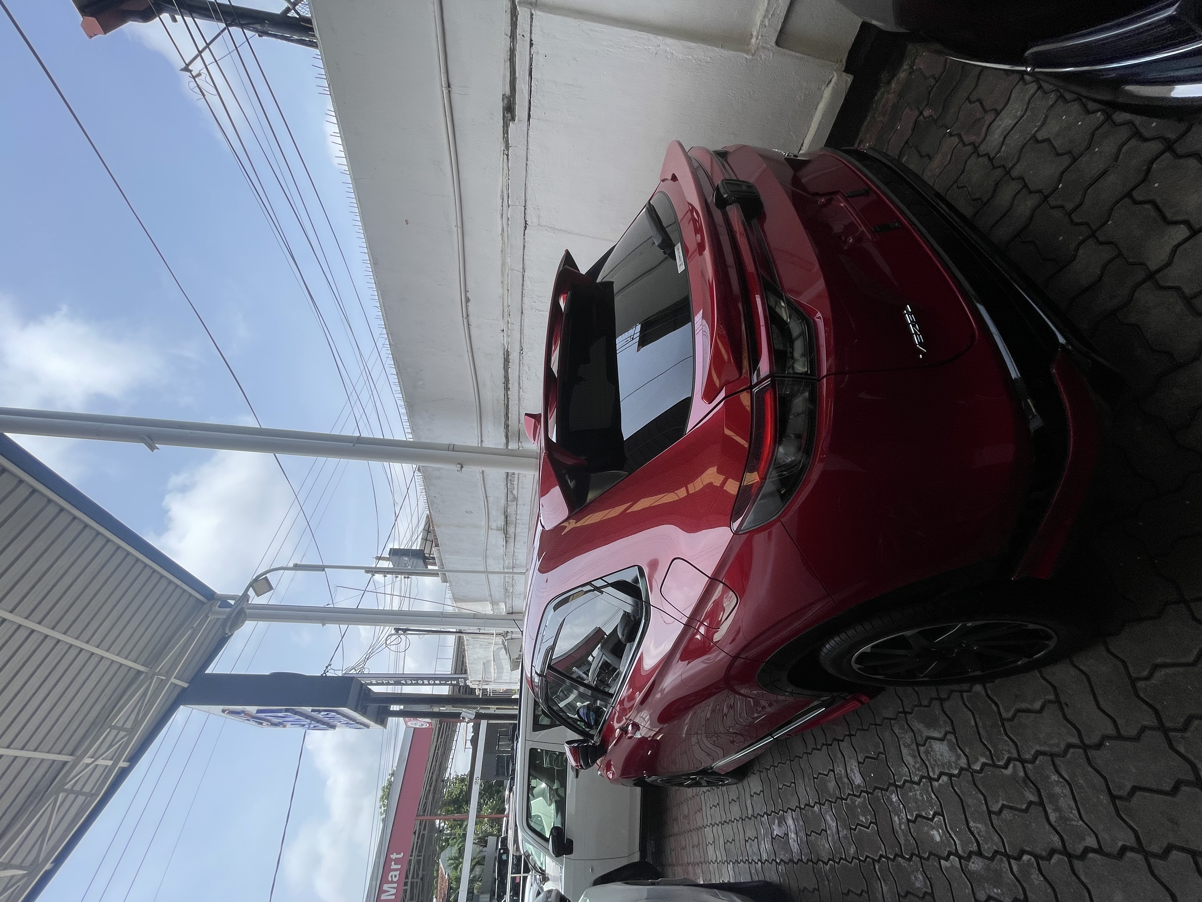 Honda Vezel 2022 - Reconditioned SUV sale in Sri Lanka - patpat.lk