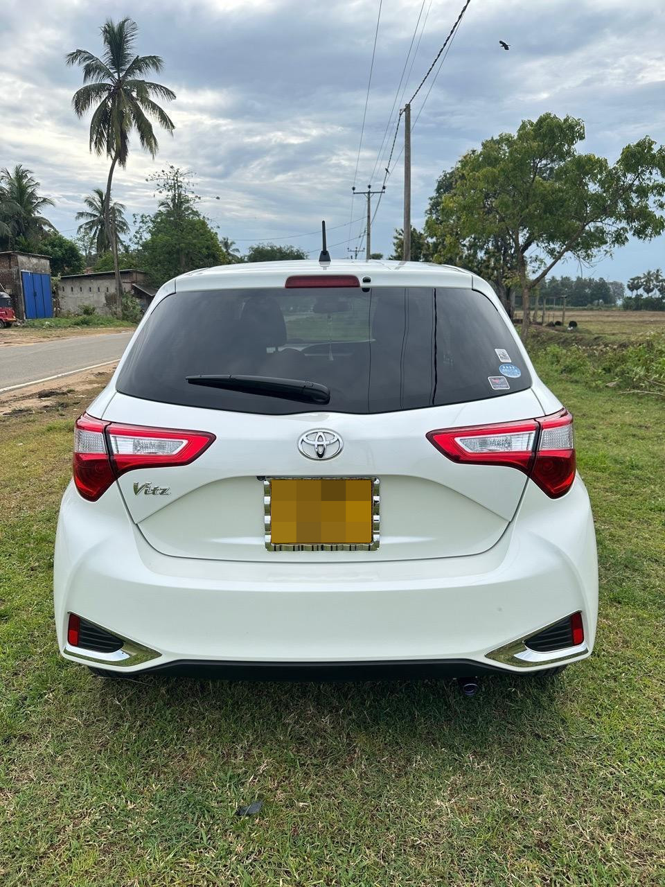 Toyota Vitz 2018 - Used Car sale in Sri Lanka - patpat.lk
