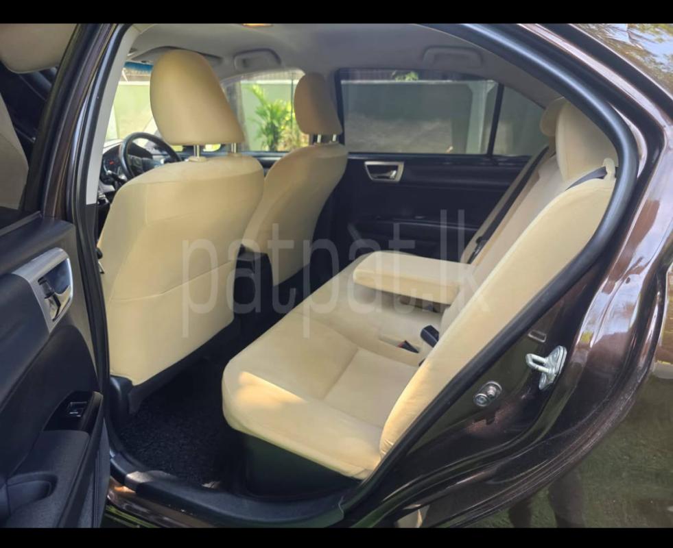Toyota Axio 2015 - பயன்படுத்தப்பட்டது கார் sale in Sri Lanka - patpat.lk