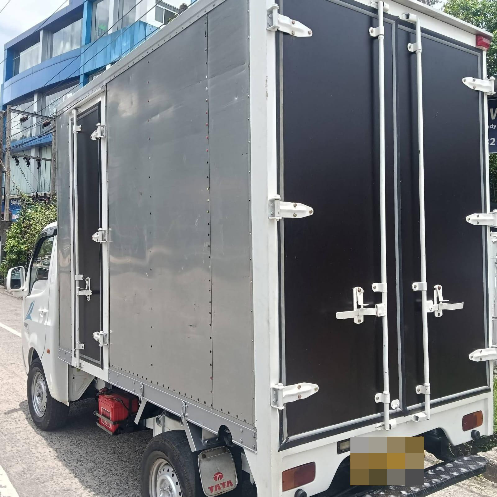 Tata EX 2 2017 - Used Truck sale in Sri Lanka - patpat.lk