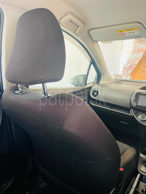 Toyota Vitz 2017 - பயன்படுத்தப்பட்டது கார் sale in Sri Lanka - patpat.lk