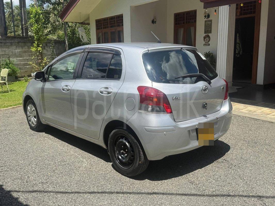 Toyota Vitz 2010 - மறுசீரமைக்கப்பட்டது கார் sale in Sri Lanka - patpat.lk