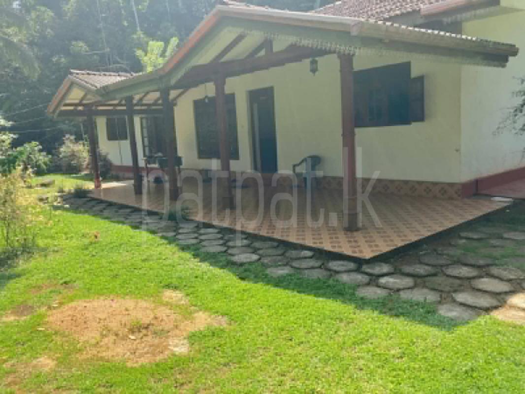 House for Sale in Unawatuna