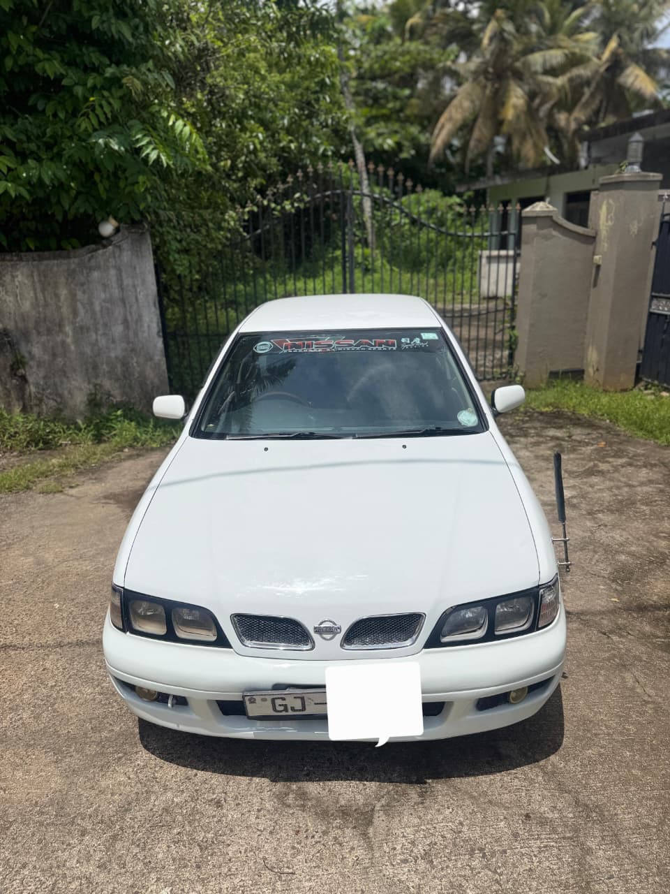 Nissan Primera 1995 - பயன்படுத்தப்பட்டது கார் sale in Sri Lanka - patpat.lk