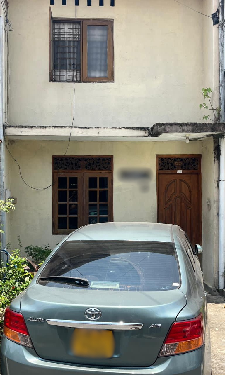 House for Sale in Nugegoda ads-image-1