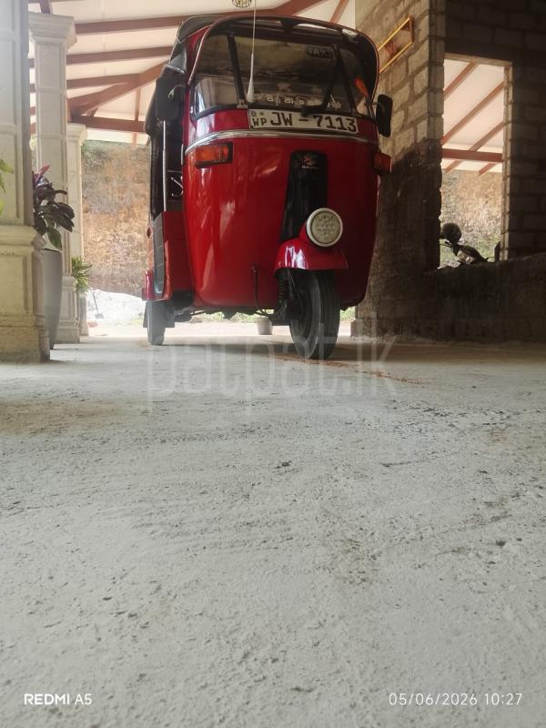 Bajaj Three Wheel 2005 - பயன்படுத்தப்பட்டது முச்சக்கர வண்டி sale in Sri Lanka - patpat.lk