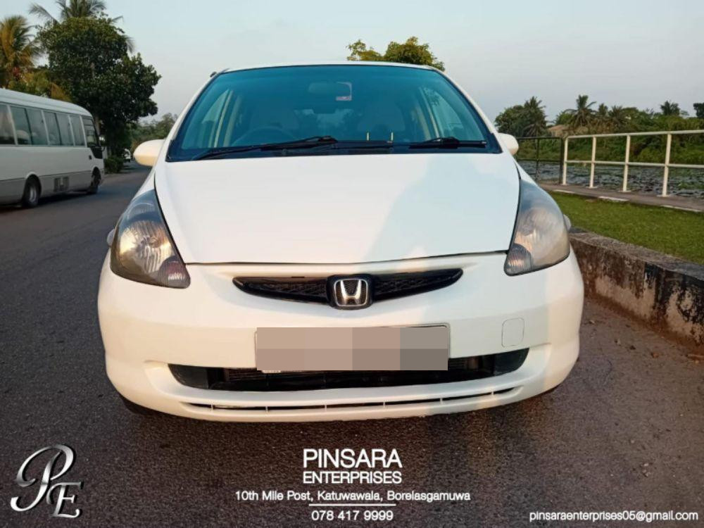 Honda Fit 2003 - பயன்படுத்தப்பட்டது கார் sale in Sri Lanka - patpat.lk