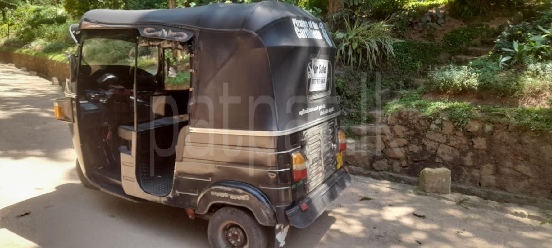 Bajaj Three Wheel 2010 - Used Three wheeler sale in Sri Lanka - patpat.lk