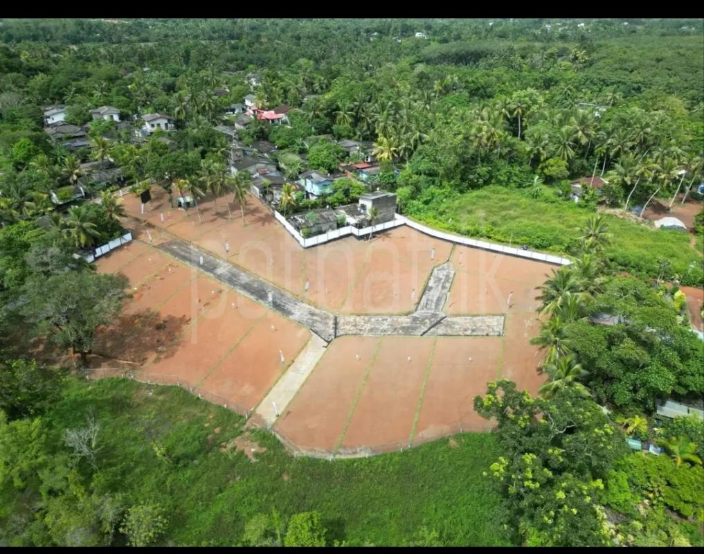 Residential Land for Sale in Bandaragama