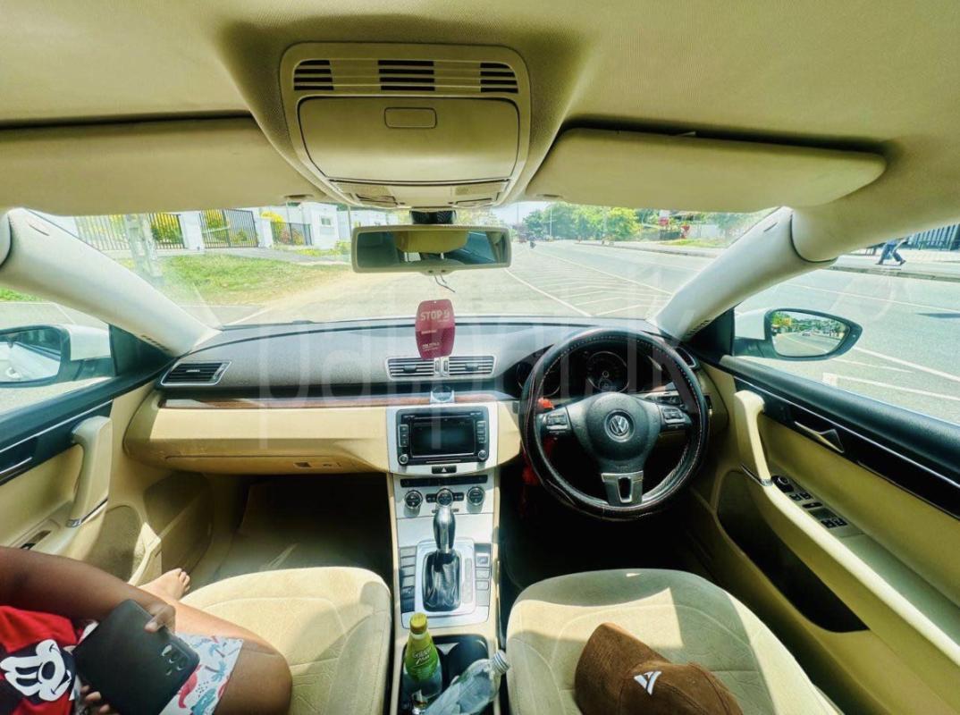 Volkswagen Passat 2012 - භාවිතා කරන ලද කාර් sale in Sri Lanka - patpat.lk