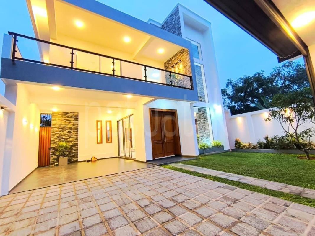 House for Sale in Malabe ads-image-1