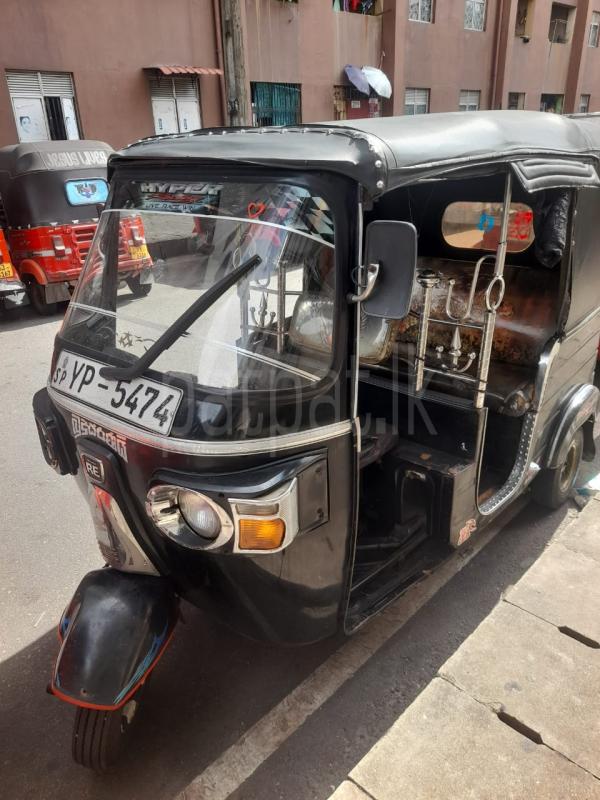 Bajaj Three Wheel 2011 - பயன்படுத்தப்பட்டது முச்சக்கர வண்டி sale in Sri Lanka - patpat.lk