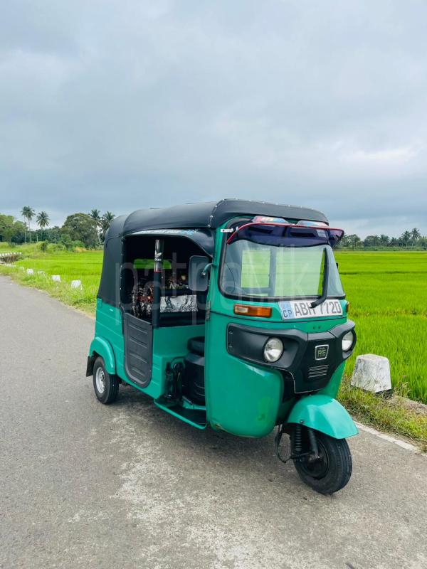 Bajaj Three Wheel 2015 - Used Three wheeler sale in Sri Lanka - patpat.lk