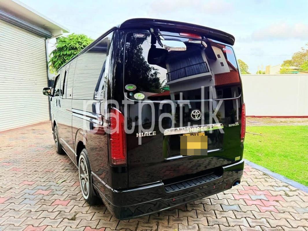 Advertisement image 3