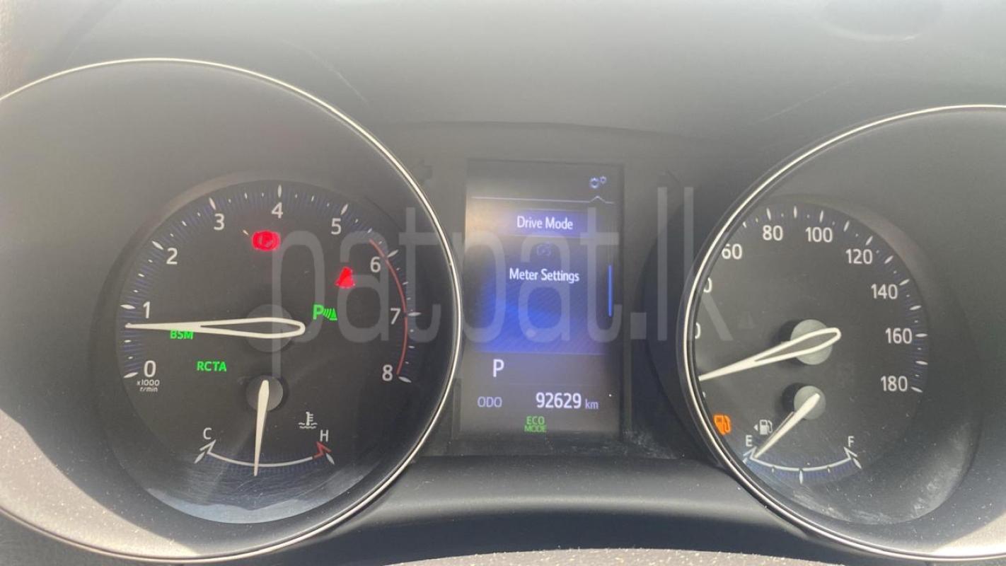 Toyota CHR 2018 - பயன்படுத்தப்பட்டது SUV sale in Sri Lanka - patpat.lk
