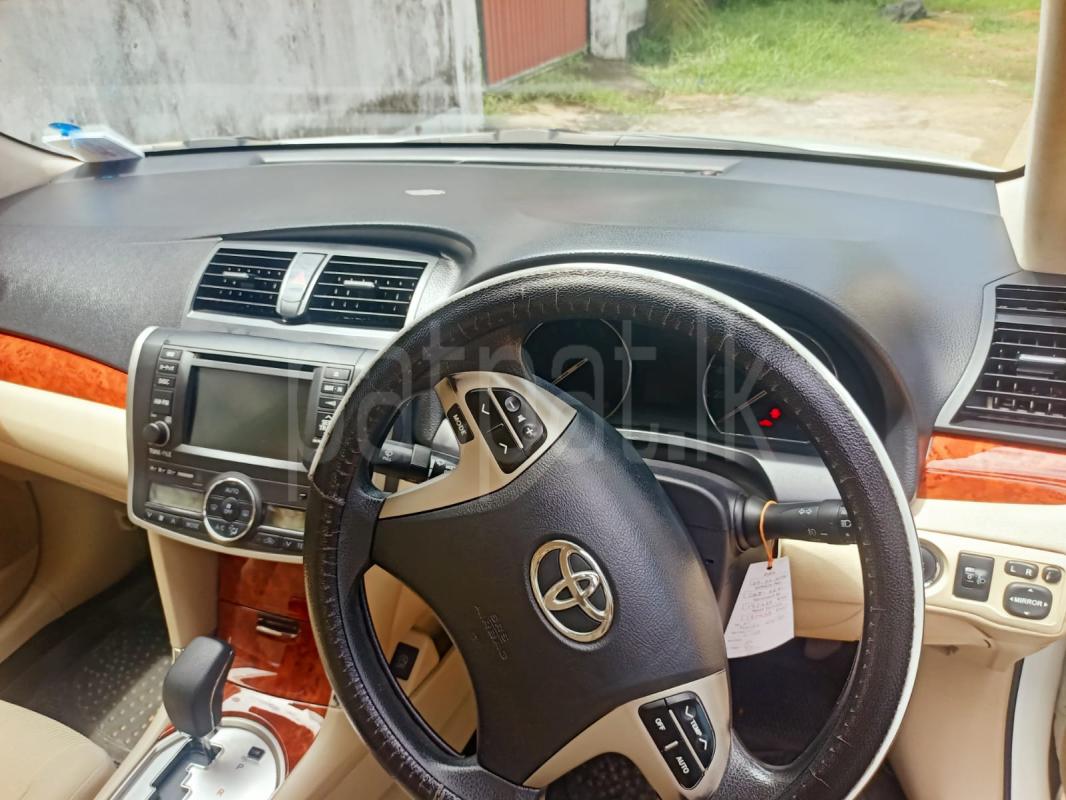 Toyota Premio 2016 - பயன்படுத்தப்பட்டது கார் sale in Sri Lanka - patpat.lk