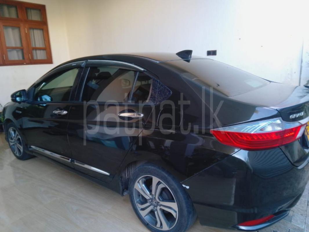 Honda Grace 2014 - Used Car sale in Sri Lanka - patpat.lk