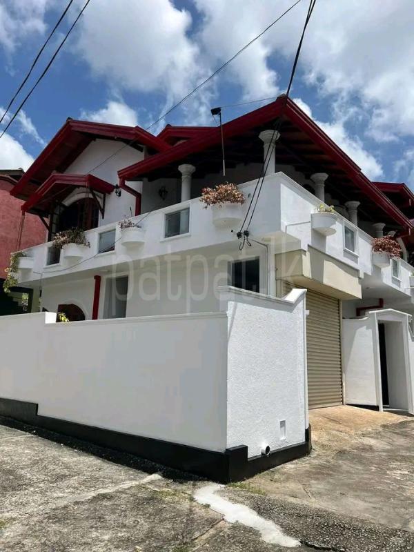 House for Sale in Piliyandala ads-image-1