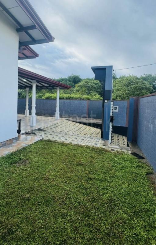 House for Sale in Kiriwattuduwa