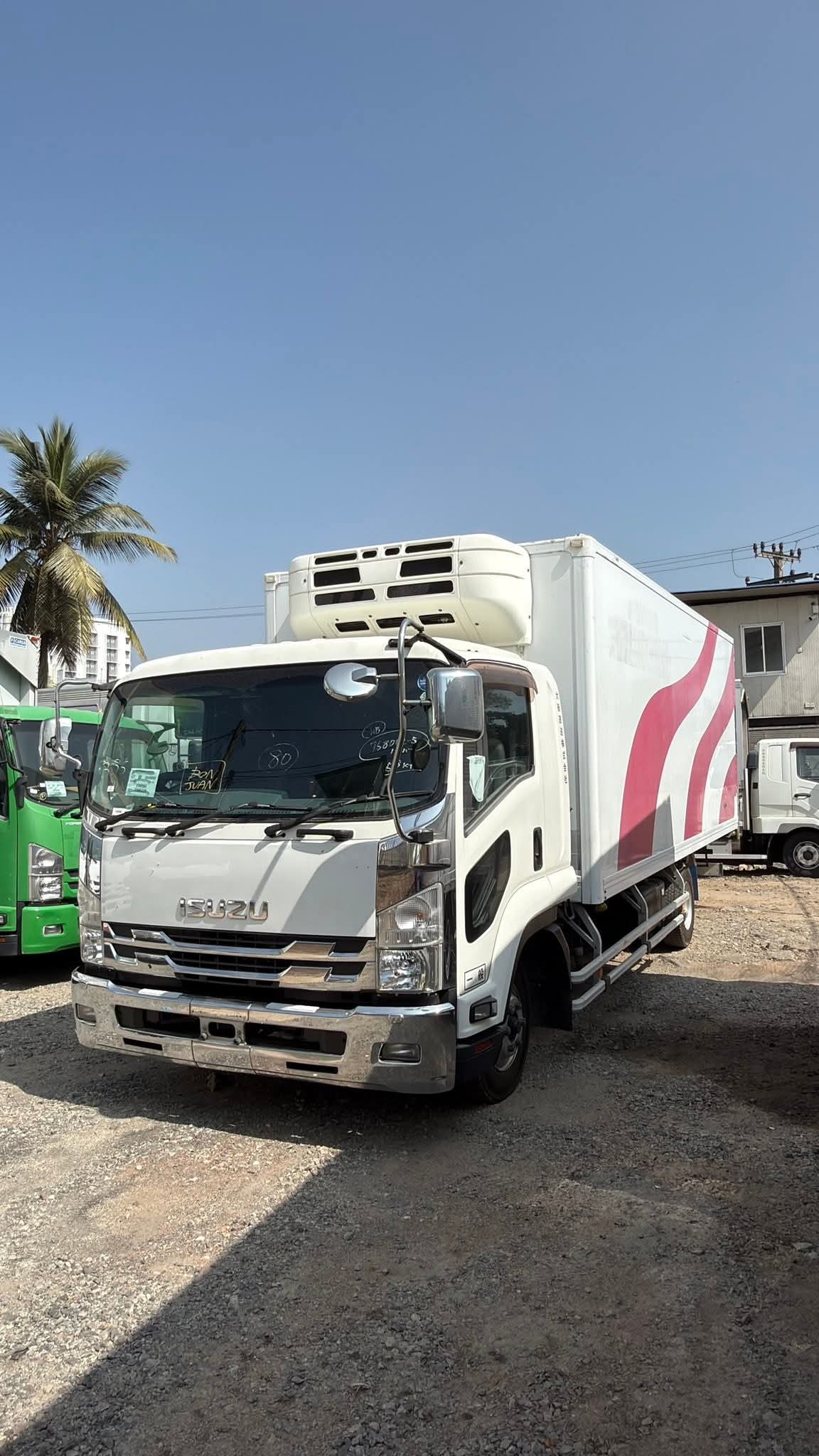 Isuzu Forward 2017 - சான்றளிக்கப்பட்டது டிரக் sale in Sri Lanka - patpat.lk