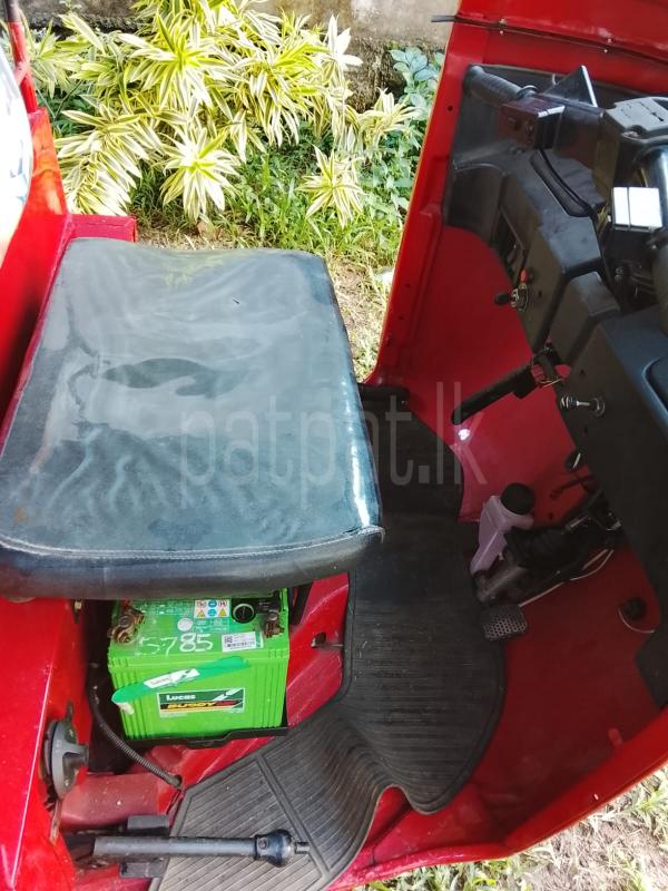 Bajaj 4 stroke 2013 - பயன்படுத்தப்பட்டது முச்சக்கர வண்டி sale in Sri Lanka - patpat.lk