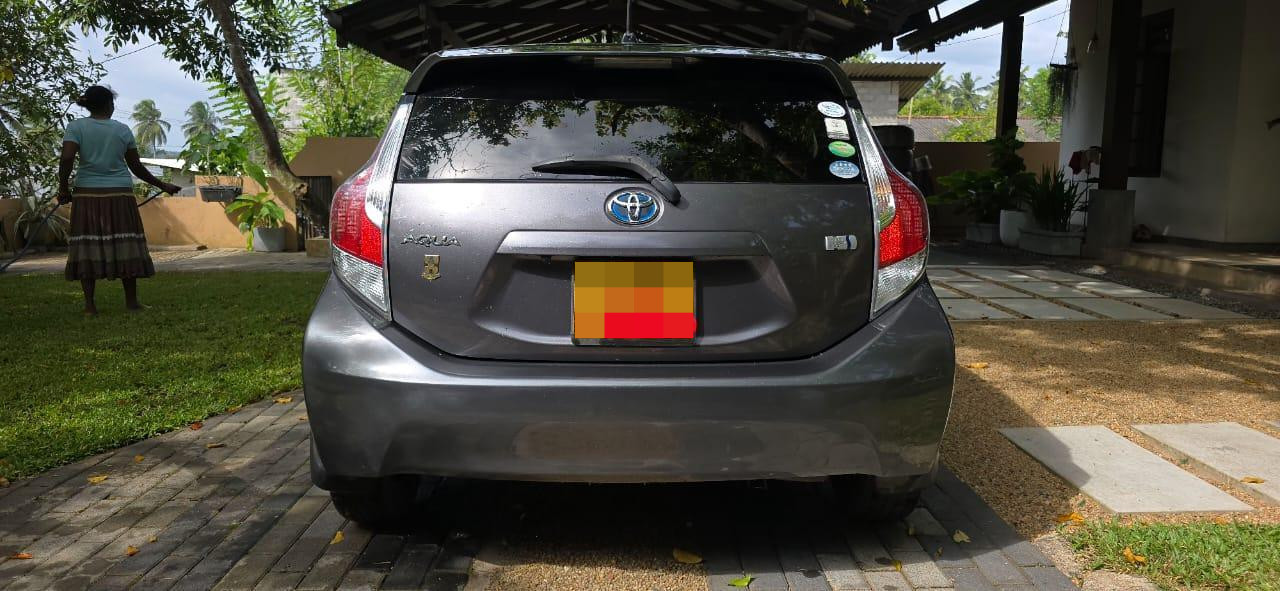 Toyota Aqua 2013 - Used Car sale in Sri Lanka - patpat.lk