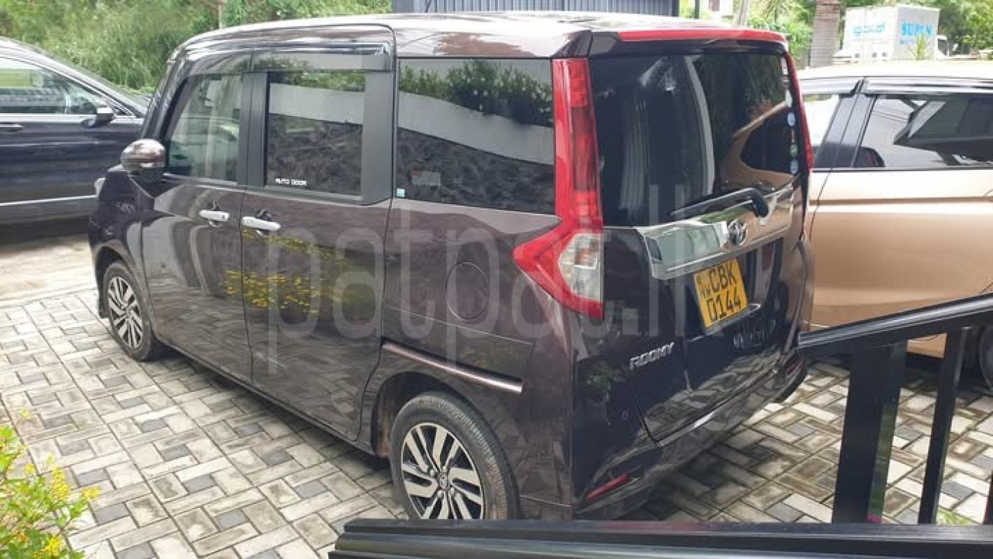 Toyota Roomy 2017 - பயன்படுத்தப்பட்டது வேன் sale in Sri Lanka - patpat.lk